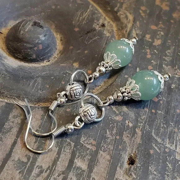 Green Malaysian Jade Gemstone Lacy Trim Silver Carved Rose Handcrafted Earrings - Picture 3 of 10